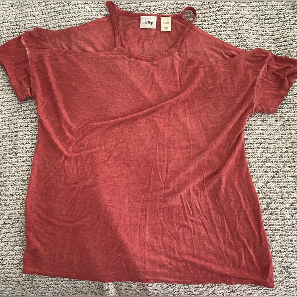 Daytrip Cold Shoulder Top